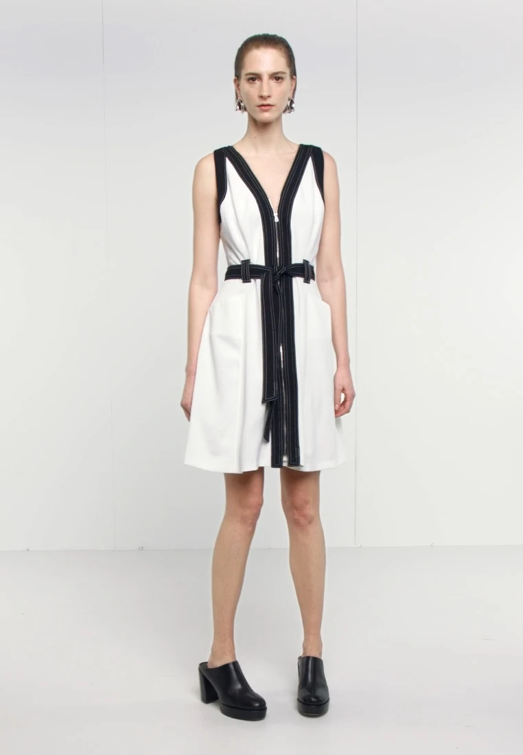 DKNY S/L COLORBLOCKED FIT FLARE W/ ZIPPER - Cocktailkleid/festliches Kleid - Ivory/black 2 DKNY S/L COLORBLOCKED FIT FLARE W/ ZIPPER - Cocktailkleid/festliches Kleid - Ivory/black – Bild 2