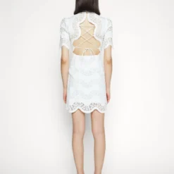 Sandro ROBE - Cocktailkleid/festliches Kleid - Blanc 9 Sandro ROBE - Cocktailkleid/festliches Kleid - Blanc -Günstiges Fem Glanz Geschäft 04ab3339bca747b19fee130724cf3f29