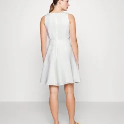 DKNY FLORAL BORDER BELTED DRESS - Cocktailkleid/festliches Kleid - Ivory 8 DKNY FLORAL BORDER BELTED DRESS - Cocktailkleid/festliches Kleid - Ivory -Günstiges Fem Glanz Geschäft 0624634440c441afbada5429ad9735de
