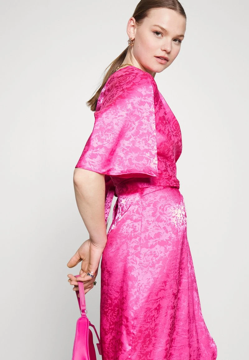 YASRETRIEVE KIMONO LONG DRESS - Cocktailkleid/festliches Kleid - Carmine Rose 4 YASRETRIEVE KIMONO LONG DRESS - Cocktailkleid/festliches Kleid - Carmine Rose – Bild 4