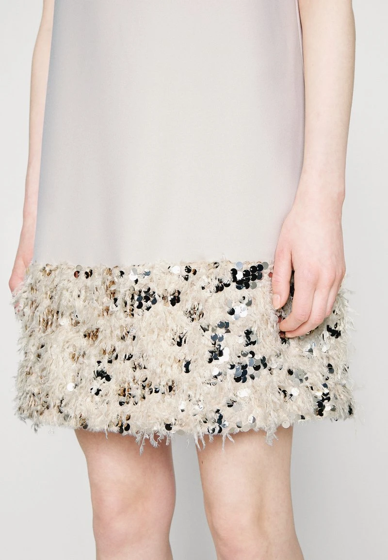 Bruuns Bazaar PASSION MAELLA DRESS - Cocktailkleid/festliches Kleid - Beige 6 Bruuns Bazaar PASSION MAELLA DRESS - Cocktailkleid/festliches Kleid - Beige – Bild 6