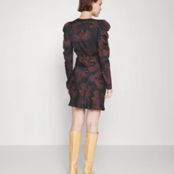 Farm Rio SEQUIN TOUCANS MINI DRESS - Cocktailkleid/festliches Kleid - Black 9 Farm Rio SEQUIN TOUCANS MINI DRESS - Cocktailkleid/festliches Kleid - Black -Günstiges Fem Glanz Geschäft 12261eb8d353401e8842a88f3217fbc6