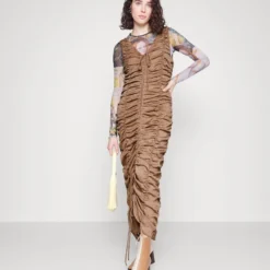 JILL VITA DRESS - Cocktailkleid/festliches Kleid - Hellbraun 8 JILL VITA DRESS - Cocktailkleid/festliches Kleid - Hellbraun -Günstiges Fem Glanz Geschäft 145568d6338645d682dfbe0c4f6ac505