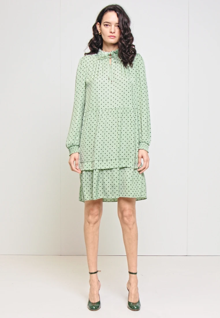 MARC CAIN Cocktailkleid/festliches Kleid - Powder Mint 2 MARC CAIN Cocktailkleid/festliches Kleid - Powder Mint – Bild 2