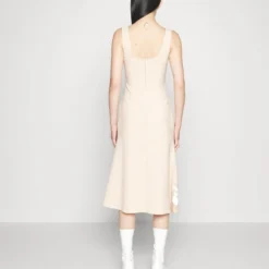 A.W.A.K.E. Mode FITTED TANK DRESS - Cocktailkleid/festliches Kleid - Beige 11 A.W.A.K.E. Mode FITTED TANK DRESS - Cocktailkleid/festliches Kleid - Beige -Günstiges Fem Glanz Geschäft 1a56bacc56904fd1ad313938236a2e96