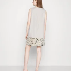 Bruuns Bazaar PASSION MAELLA DRESS - Cocktailkleid/festliches Kleid - Beige 9 Bruuns Bazaar PASSION MAELLA DRESS - Cocktailkleid/festliches Kleid - Beige -Günstiges Fem Glanz Geschäft 24f6fa397c4449d281897383b46bed95