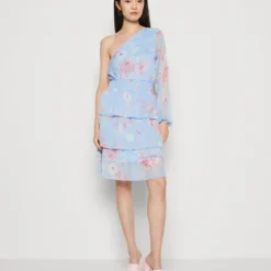 ONLY ONLASTA EMMA ONESHOULDER DRESS - Cocktailkleid/festliches Kleid - Clear Sky