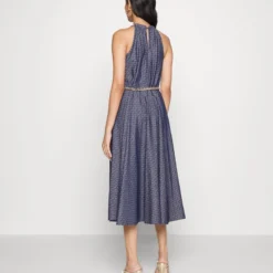 MICHAEL Michael Kors CHAIN BELT HALTER - Cocktailkleid/festliches Kleid - Indigo Rinse 8 MICHAEL Michael Kors CHAIN BELT HALTER - Cocktailkleid/festliches Kleid - Indigo Rinse -Günstiges Fem Glanz Geschäft 2acc4e239489462fb0cdb29e066156fc