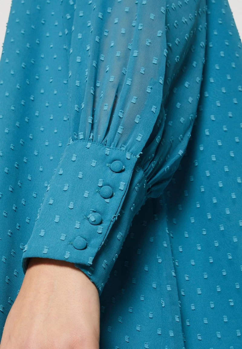 YASPANA FUNNELNECK DRESS - Cocktailkleid/festliches Kleid - Saxony Blue 6 YASPANA FUNNELNECK DRESS - Cocktailkleid/festliches Kleid - Saxony Blue – Bild 6