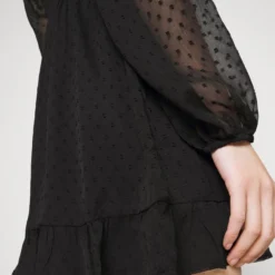 Hollister Co. PRETTY CORSET DRESS - Cocktailkleid/festliches Kleid - Black Lace -Günstiges Fem Glanz Geschäft 463efc2ba26c4b95853aec7fdfee660b