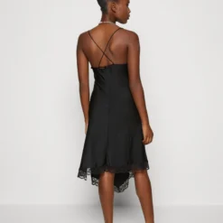 WEEKDAY BONNIE SLIP DRESS - Cocktailkleid/festliches Kleid - Black 8 WEEKDAY BONNIE SLIP DRESS - Cocktailkleid/festliches Kleid - Black -Günstiges Fem Glanz Geschäft 491e02b2cac34f0ba2cb9b5ff5f40ae8