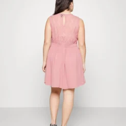 Vero Moda Curve VMMIA BACK SHORT DRESS - Cocktailkleid/festliches Kleid - Nostalgia Rose -Günstiges Fem Glanz Geschäft 50eb3585beb8410292d0fe55bcdcbfe6