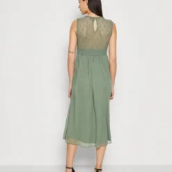 Vero Moda VMMIA BACK DRESS - Cocktailkleid/festliches Kleid - Laurel Wreath -Günstiges Fem Glanz Geschäft 50ed865880cd462cb5848edbc0c12658
