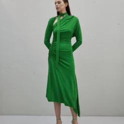 Victoria Beckham SLASH NECK RUCHED MIDI DRESS - Cocktailkleid/festliches Kleid - Dark Green