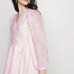 SLFALIANA SHORT WRAP DRESS - Cocktailkleid/festliches Kleid - Chalk Pink -Günstiges Fem Glanz Geschäft 5614ecadbc3a490abd016b866d32e6f1