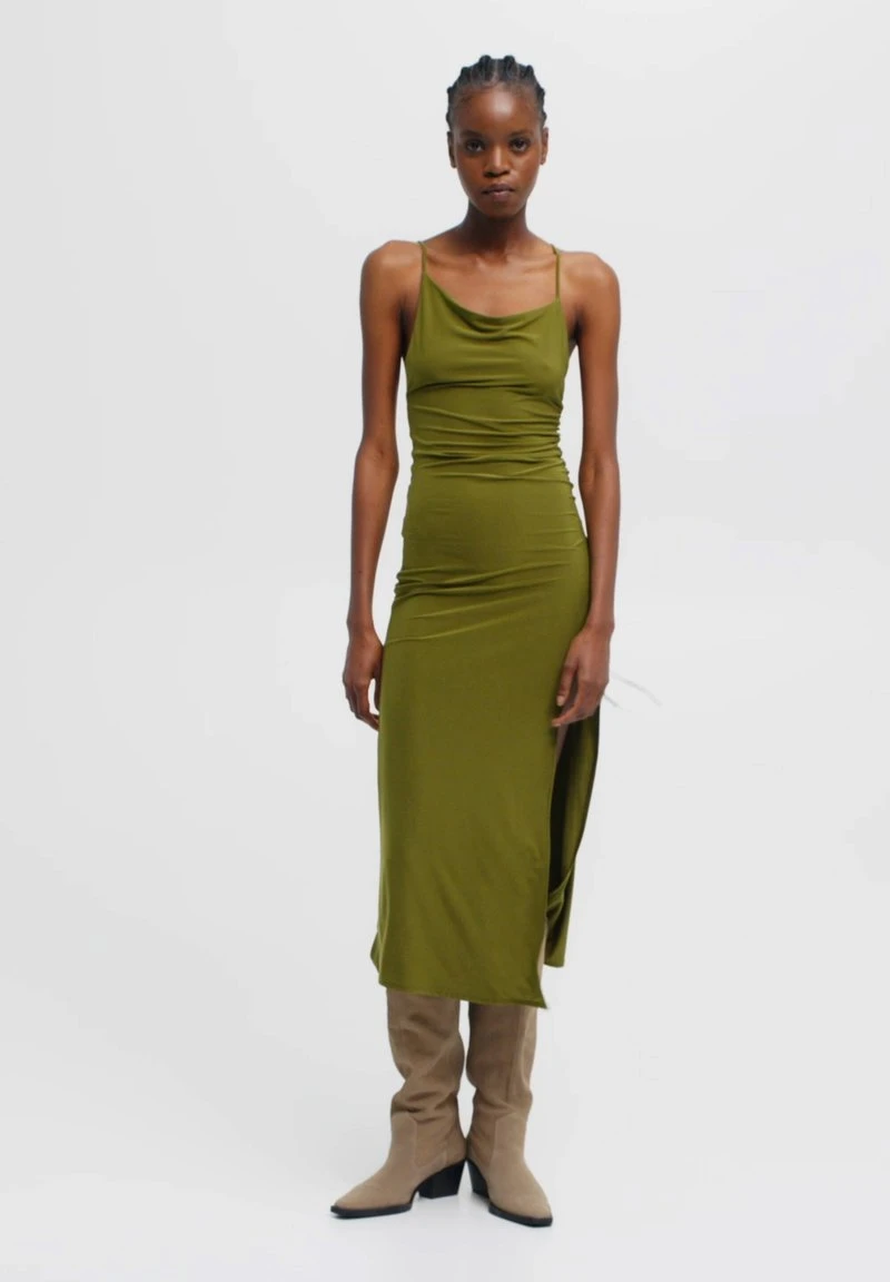 PULL & BEAR LONG STRAPPY - Cocktailkleid/festliches Kleid - Green 1 PULL & BEAR LONG STRAPPY - Cocktailkleid/festliches Kleid - Green