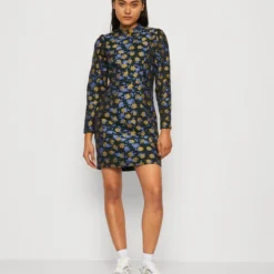 YASLAURIE DRESS - Cocktailkleid/festliches Kleid - Trekking Green