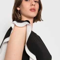 Wal G KELLY RUFFLE SLEEVE MIDI DRESS - Cocktailkleid/festliches Kleid - Black/white -Günstiges Fem Glanz Geschäft 5b4ea8f856714e00802b7e1ecf0d4e1f