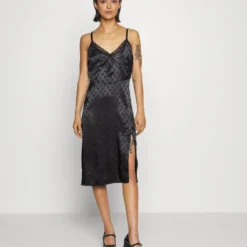 Hollister Co. BARE MIDI - Cocktailkleid/festliches Kleid - Black