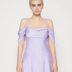 Forever New JULIA COLD SHOULDER MINI DRESS - Cocktailkleid/festliches Kleid - Lilac