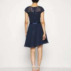 SWING DRESS - Cocktailkleid/festliches Kleid - Marine 8 SWING DRESS - Cocktailkleid/festliches Kleid - Marine -Günstiges Fem Glanz Geschäft 5f9eff3096e2418e9ce2f9db97003d44
