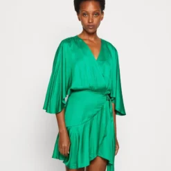 AMERA WRAP DRESS SOLID - Cocktailkleid/festliches Kleid - Cacti Green