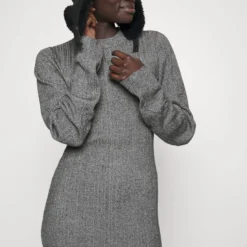 Holzweiler DARIA DRESS - Cocktailkleid/festliches Kleid - Grey Mix 9 Holzweiler DARIA DRESS - Cocktailkleid/festliches Kleid - Grey Mix -Günstiges Fem Glanz Geschäft 67fdf5311f554e079cad7255d53517a6