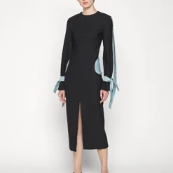 BELLE MINDY DRESS - Cocktailkleid/festliches Kleid - Black/almond 10 BELLE MINDY DRESS - Cocktailkleid/festliches Kleid - Black/almond -Günstiges Fem Glanz Geschäft 68d86a38ecb14dc2858ad0107c5242f1