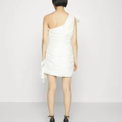 SIONA - Cocktailkleid/festliches Kleid - Ivory 8 SIONA - Cocktailkleid/festliches Kleid - Ivory -Günstiges Fem Glanz Geschäft 6aadf50a6f7140dfba2985c98abc754e