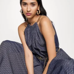 MICHAEL Michael Kors CHAIN BELT HALTER - Cocktailkleid/festliches Kleid - Indigo Rinse 10 MICHAEL Michael Kors CHAIN BELT HALTER - Cocktailkleid/festliches Kleid - Indigo Rinse -Günstiges Fem Glanz Geschäft 6be936883201485ebd3b07b3259b81ee
