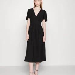 YASCLEMA MIDI DRESS - Cocktailkleid/festliches Kleid - Black