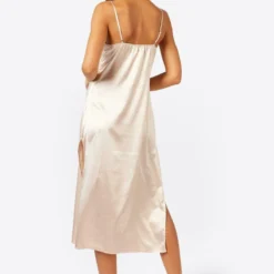 URBAN THREADS SLIP MIDI - Cocktailkleid/festliches Kleid - Champagne -Günstiges Fem Glanz Geschäft 758da16e3e3f459281a1d455911f65d0