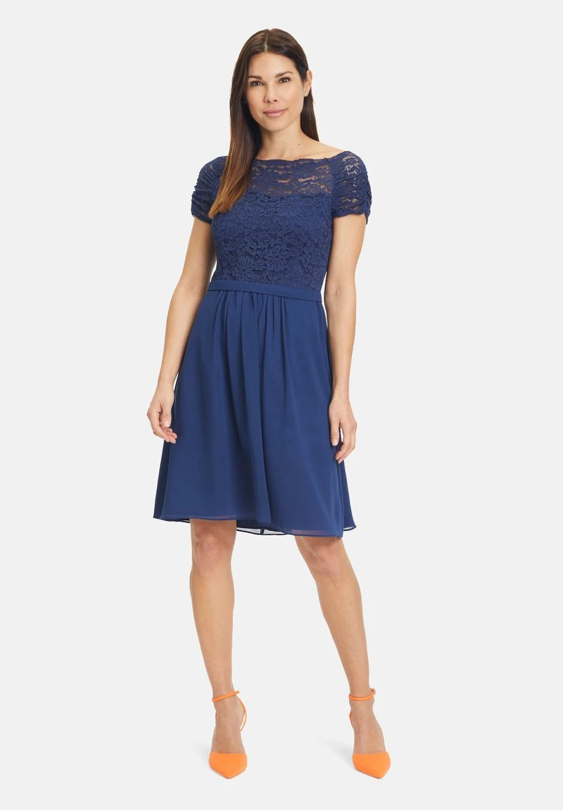 Vera Mont MIT SPITZE - Cocktailkleid/festliches Kleid - Festival Blue 2 Vera Mont MIT SPITZE - Cocktailkleid/festliches Kleid - Festival Blue – Bild 2