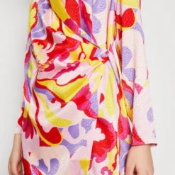 AMELIA MINI DRESS - Cocktailkleid/festliches Kleid - Blazing Yellow 11 AMELIA MINI DRESS - Cocktailkleid/festliches Kleid - Blazing Yellow -Günstiges Fem Glanz Geschäft 7c1f5a37a6b24aafb38c68778e15f0ed