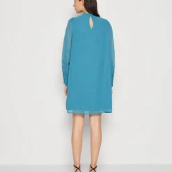 YASPANA FUNNELNECK DRESS - Cocktailkleid/festliches Kleid - Saxony Blue 8 YASPANA FUNNELNECK DRESS - Cocktailkleid/festliches Kleid - Saxony Blue -Günstiges Fem Glanz Geschäft 7d70cedad4224c2391130c0b10065baa