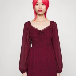 Hollister Co. PRETTY CORSET DRESS - Cocktailkleid/festliches Kleid - Burgundy