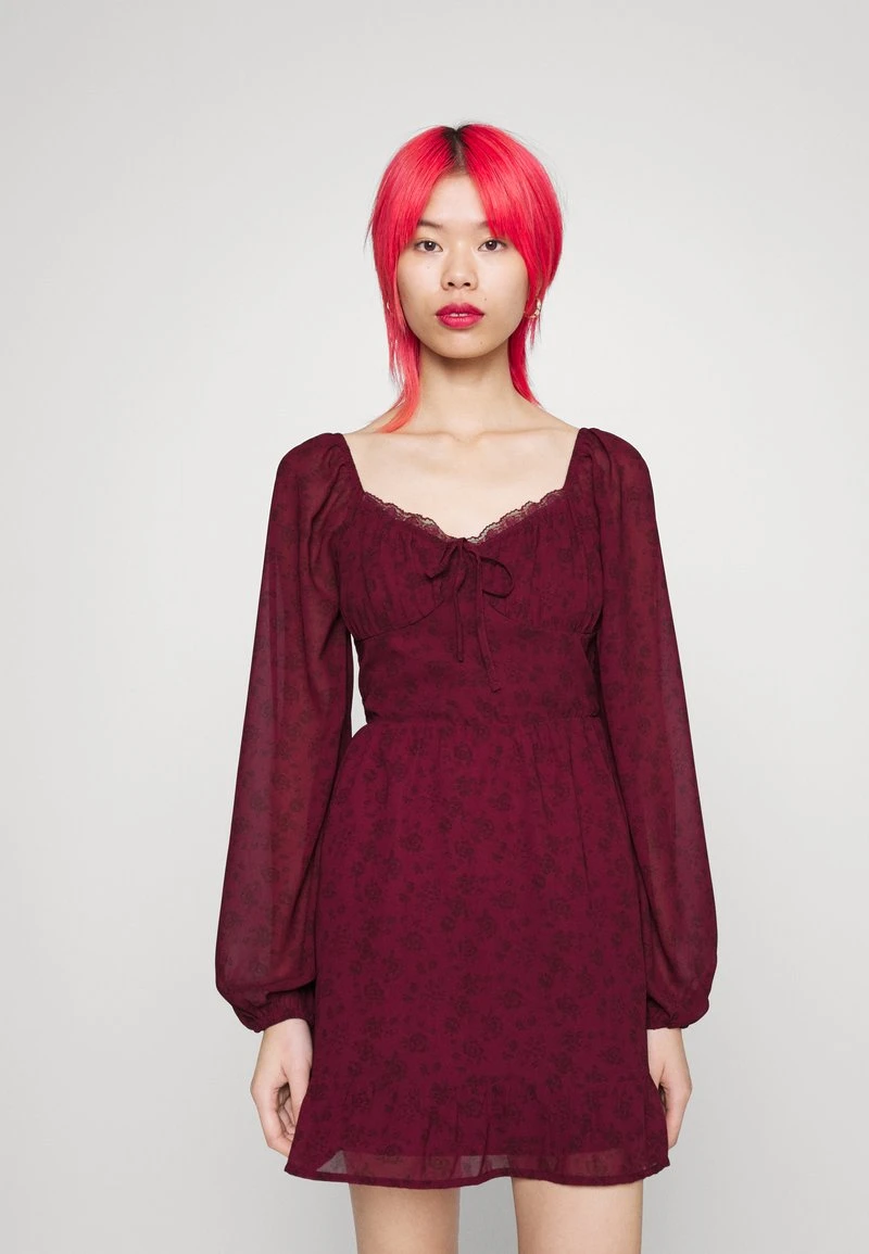 Hollister Co. PRETTY CORSET DRESS - Cocktailkleid/festliches Kleid - Burgundy 1 Hollister Co. PRETTY CORSET DRESS - Cocktailkleid/festliches Kleid - Burgundy