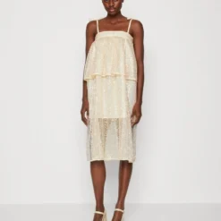 Stella Nova BECCA - Cocktailkleid/festliches Kleid - Seashell Shimmer