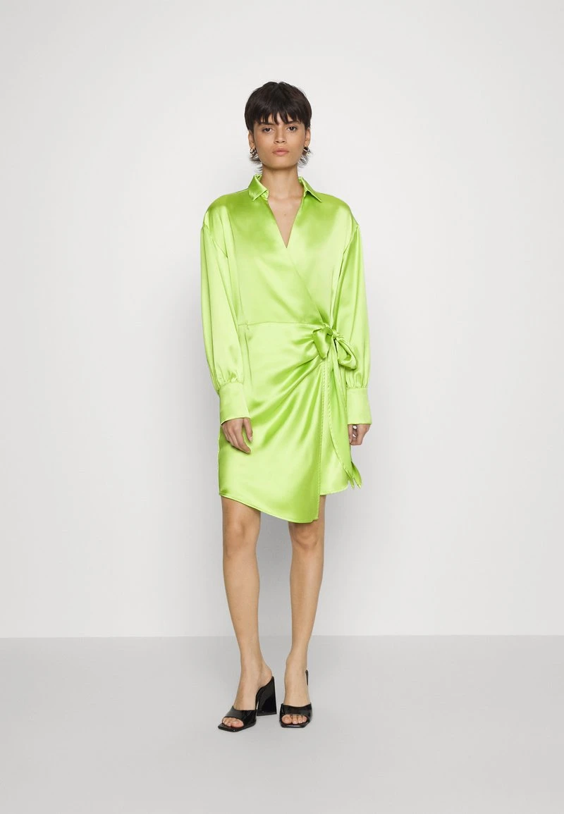 Gina Tricot KIM DRESS - Cocktailkleid/festliches Kleid - Green Glow 1 Gina Tricot KIM DRESS - Cocktailkleid/festliches Kleid - Green Glow