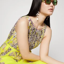 MARC CAIN Cocktailkleid/festliches Kleid - Lemon Green 10 MARC CAIN Cocktailkleid/festliches Kleid - Lemon Green -Günstiges Fem Glanz Geschäft 8603cd9c99e84315a76f7af2cfaf6a41