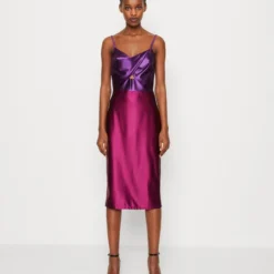 Wal G VALENTINES RUBY CUT OUT MIDI - Cocktailkleid/festliches Kleid - Purple/plum