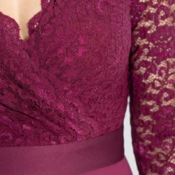 SWING Cocktailkleid/festliches Kleid - Brilliant Wine 10 SWING Cocktailkleid/festliches Kleid - Brilliant Wine -Günstiges Fem Glanz Geschäft 88f644bf0f1a4704bdc7a4b5442f221f