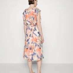 DKNY RUFFLE SLV V-NECK DRESS - Cocktailkleid/festliches Kleid - Sunkist Coral/spring Navy -Günstiges Fem Glanz Geschäft 8e3f4cd49e784507b0d44de47e71f594