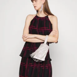 DKNY PLEATED TIERED RUFFLED DRESS - Cocktailkleid/festliches Kleid - Elegant Red 9 DKNY PLEATED TIERED RUFFLED DRESS - Cocktailkleid/festliches Kleid - Elegant Red -Günstiges Fem Glanz Geschäft 8eddfe73cd50407882db4debde97b838