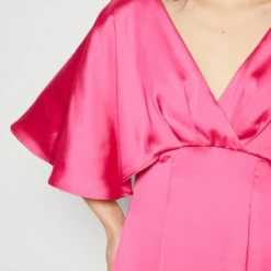 Vila VIMOMA V NECK DRESS - Cocktailkleid/festliches Kleid - Pink Yarrow -Günstiges Fem Glanz Geschäft 90b7f342198c4c0a93666a3a6fbffe96