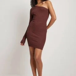 NA-KD EINARMIGES MINIKLEID - Cocktailkleid/festliches Kleid - Brown -Günstiges Fem Glanz Geschäft 9ac069839f5e4ccbb6ac987379c622a3