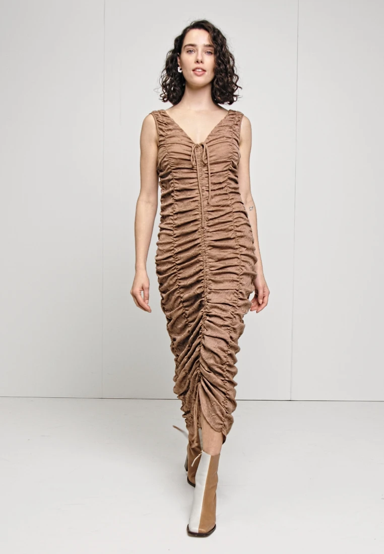 JILL VITA DRESS - Cocktailkleid/festliches Kleid - Hellbraun 2 JILL VITA DRESS - Cocktailkleid/festliches Kleid - Hellbraun – Bild 2