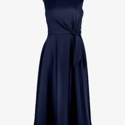 Vera Mont MIT BINDEGÜRTEL - Cocktailkleid/festliches Kleid - Hot Red -Günstiges Fem Glanz Geschäft a61c2122ecc146b3b6c9956baab8b729 2