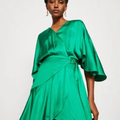 AMERA WRAP DRESS SOLID - Cocktailkleid/festliches Kleid - Cacti Green 9 AMERA WRAP DRESS SOLID - Cocktailkleid/festliches Kleid - Cacti Green -Günstiges Fem Glanz Geschäft a67e81c010ec43b4a56b4df360268919