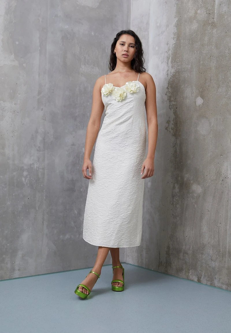 SISTER JANE DREAM FRENCH ROSE DRESS - Cocktailkleid/festliches Kleid - Cream 1 SISTER JANE DREAM FRENCH ROSE DRESS - Cocktailkleid/festliches Kleid - Cream